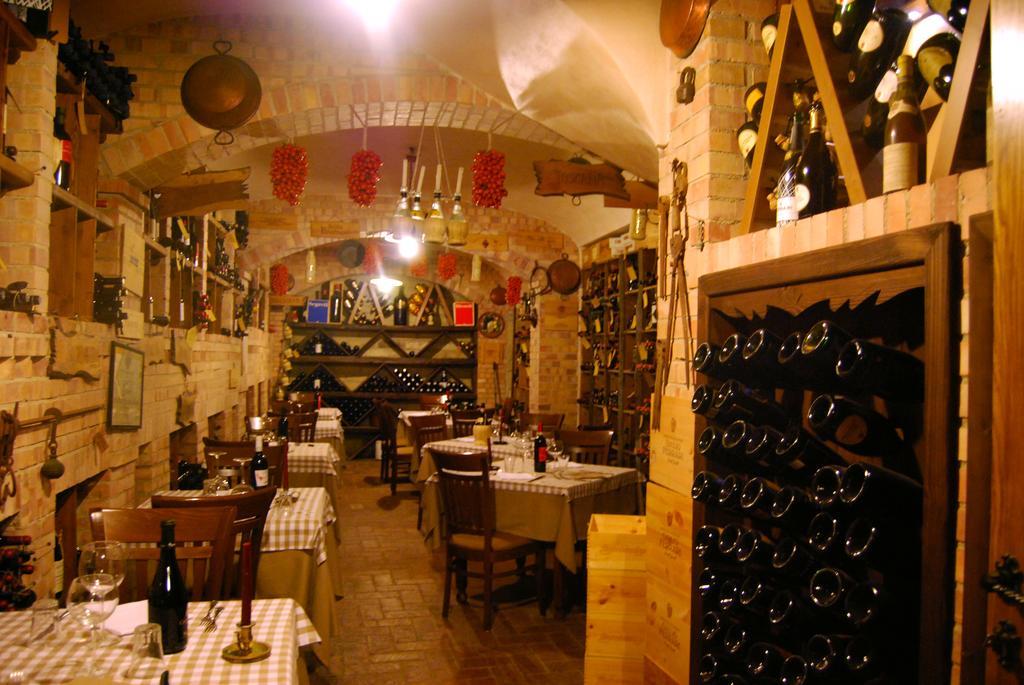 Hotel Ristorante Donato Calvizzano Exterior foto
